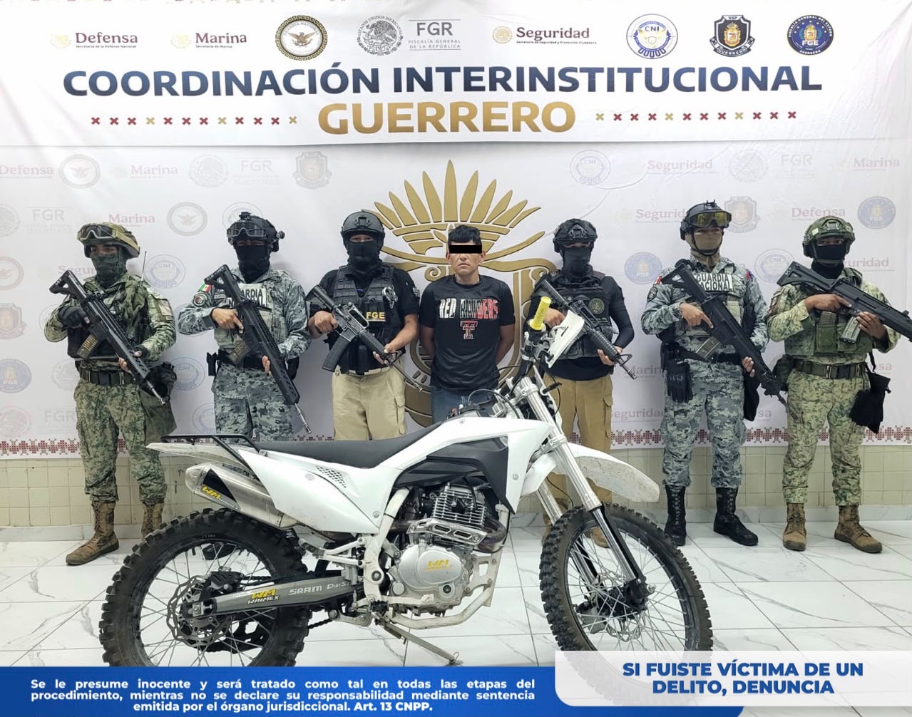 Acción interinstitucional permite a #FGEGuerrero detener en flagrancia a una persona y recuperar motocicleta robada en Chilpancingo